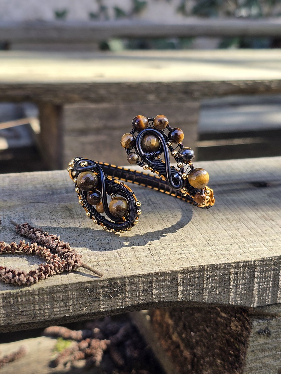 Image d'illustration du produit Bracelet serpent oeil-de-tigre