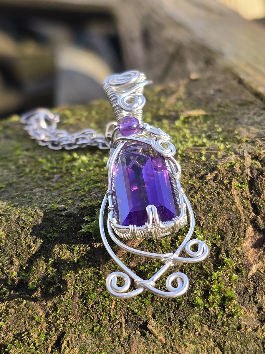 Image d'illustration du produit Pendentif grande améthyste et argent