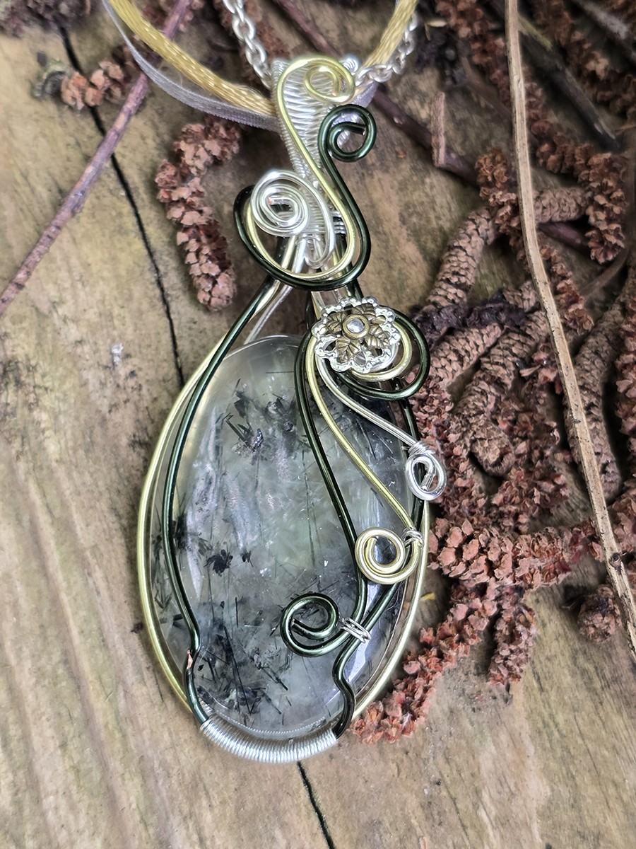 Image d'illustration du produit Pendentif Prehnite