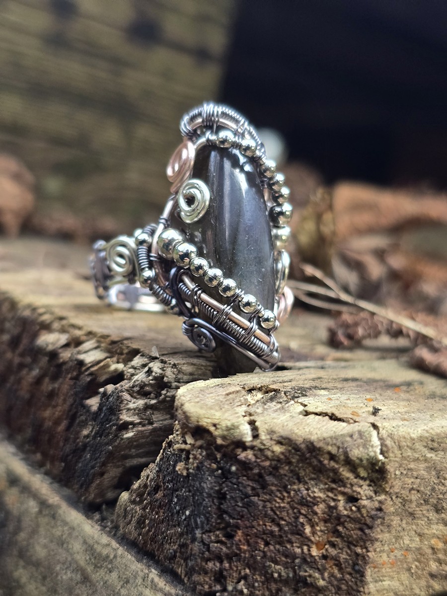 Image d'illustration du produit Bague labradorite en fuseau