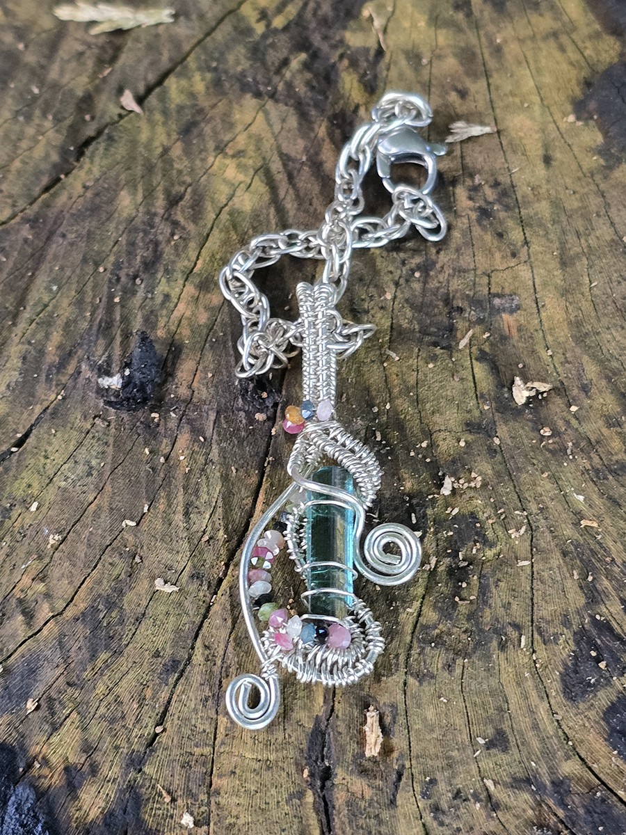 Image d'illustration du produit Pendentif tourmaline brute et argent