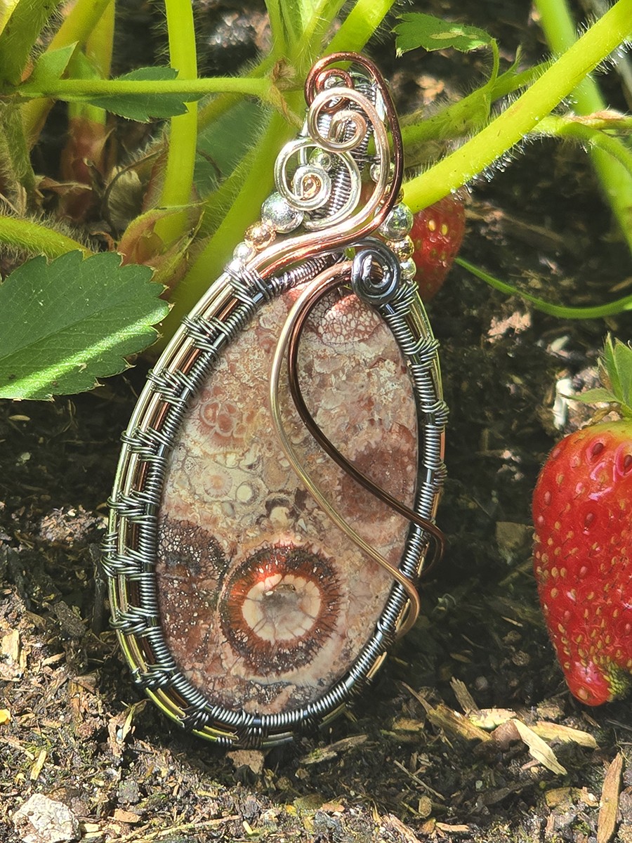 Image d'illustration du produit Pendentif jaspe racine fossile