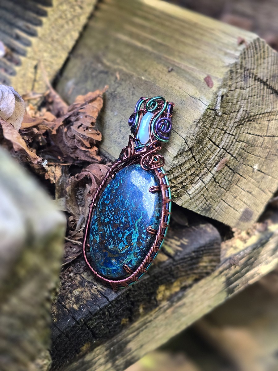 Image d'illustration du produit Pendentif Azurite, malachite et opale wello