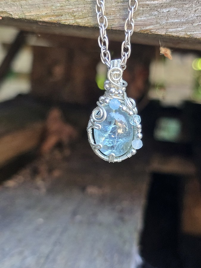 Image d'illustration du produit Pendentif aigue-marine et argent