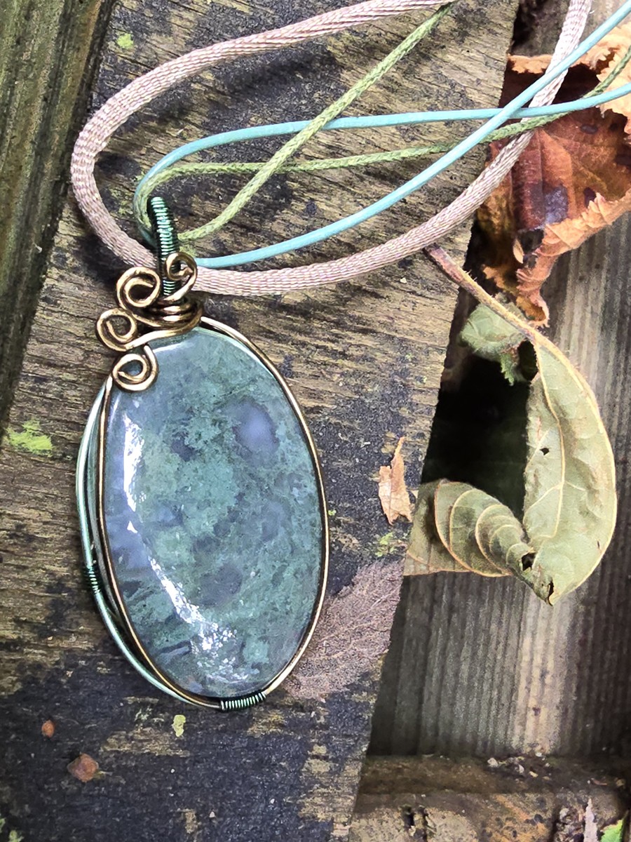 Image d'illustration du produit Pendentif agate mousse