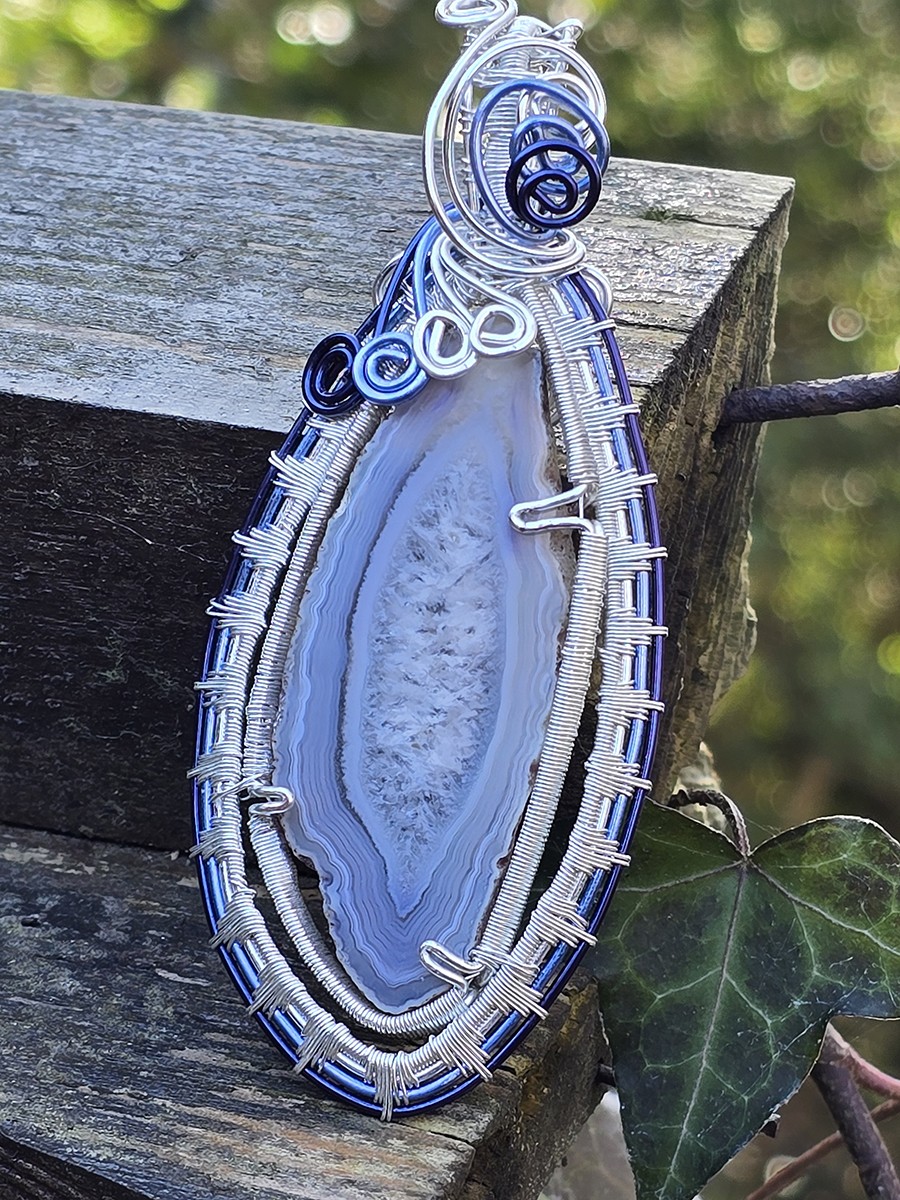 Image d'illustration du produit Grand pendentif tranche d'agate