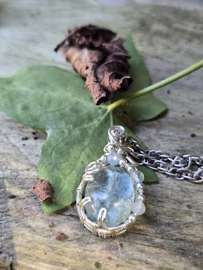 Image d'illustration du produit Pendentif aigue-marine et argent