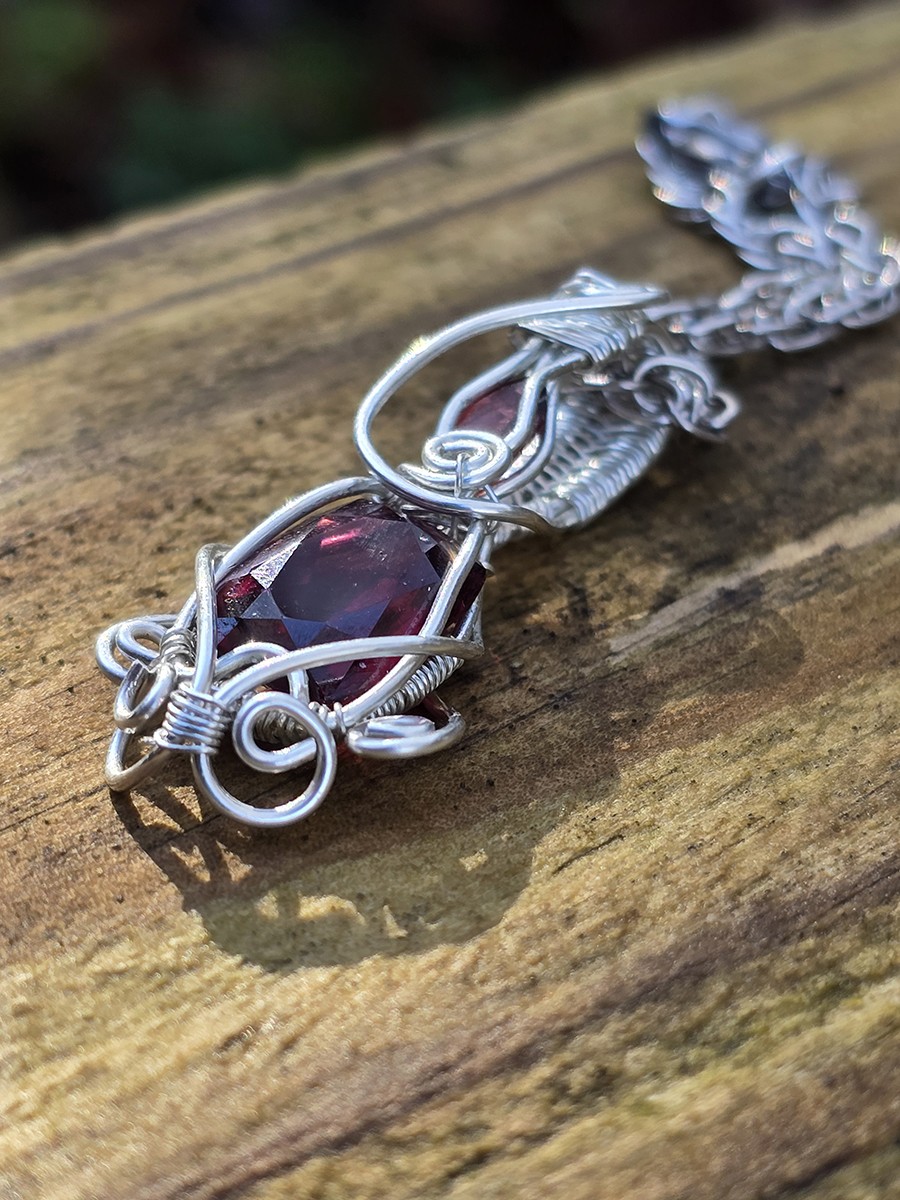 Image d'illustration du produit Pendentif grenats et argent