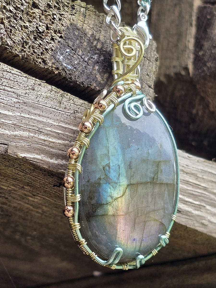 Image d'illustration du produit Pendentif Labradorite pastel