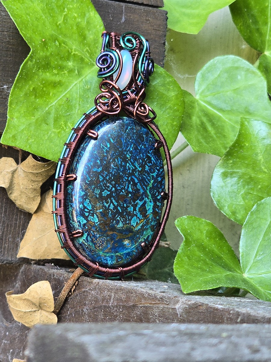 Image d'illustration du produit Pendentif Azurite, malachite et opale wello