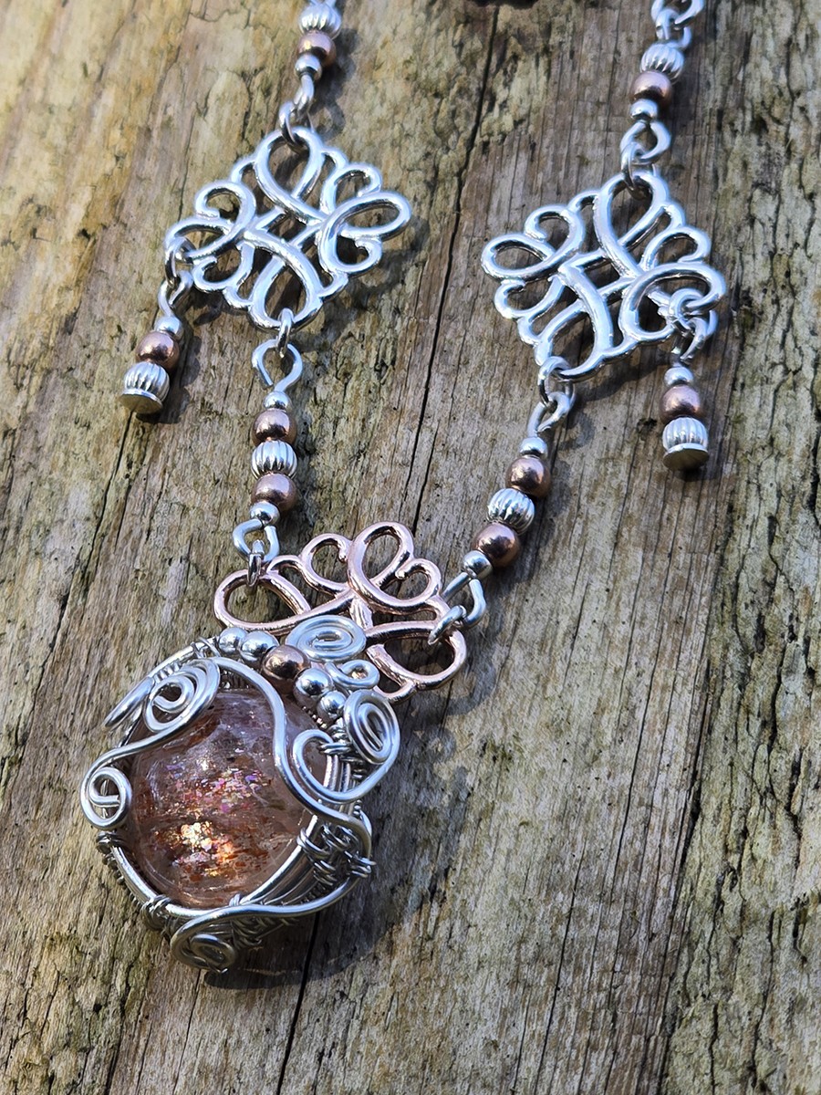 Image d'illustration du produit Collier Héliolite et argent