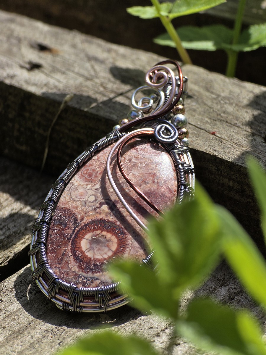 Image d'illustration du produit Pendentif jaspe racine fossile