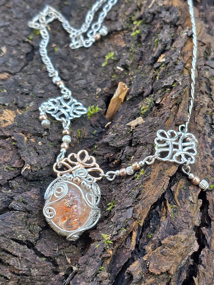 Image d'illustration du produit Collier Héliolite et argent