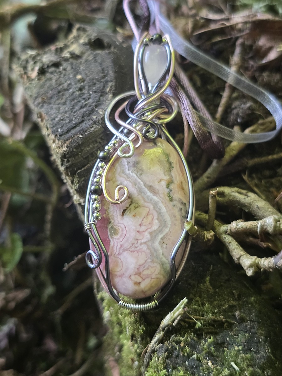 Image d'illustration du produit Pendentif rhodochrosite et quartz rose