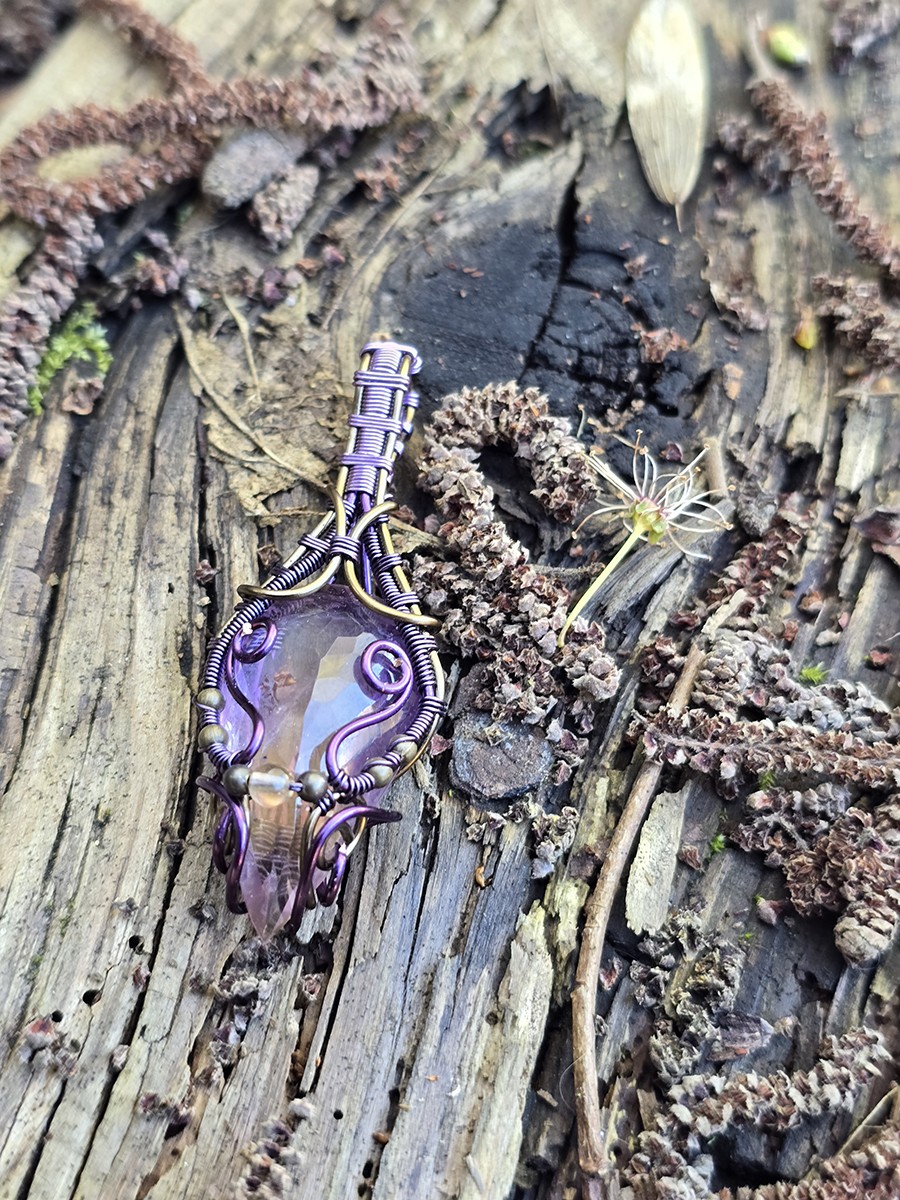 Image d'illustration du produit Pendentif amétrine taillée
