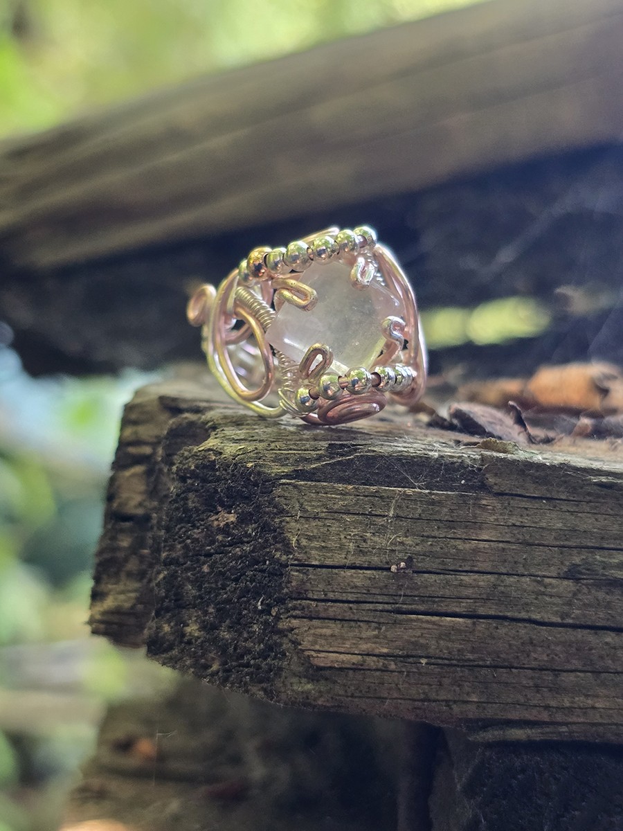 Image d'illustration du produit Bague quartz rose
