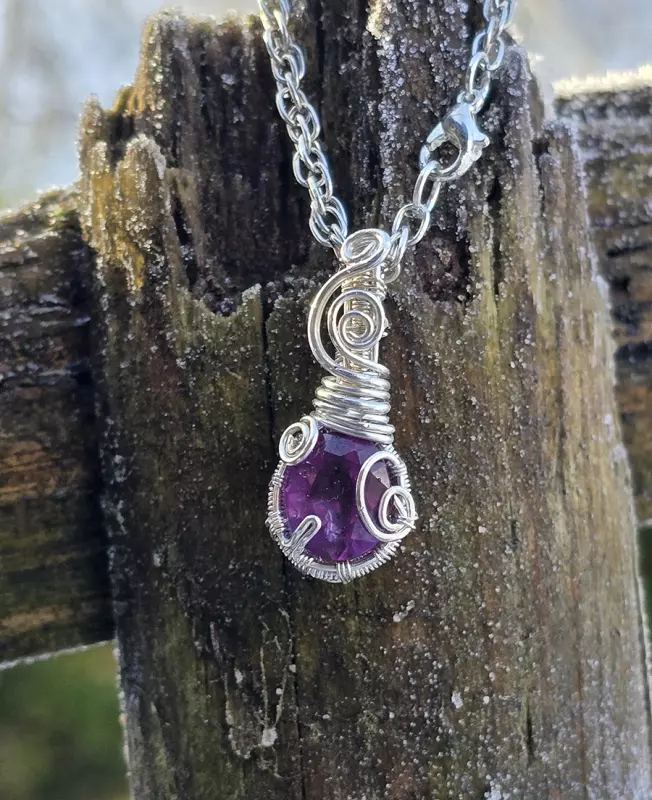 Image d'illustration du produit Pendentif en argent et alexandrite