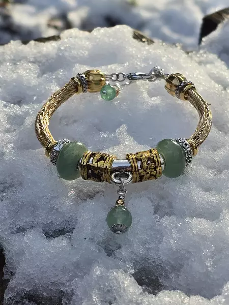 Image de couverture du produit Bracelet tressé doré et aventurines