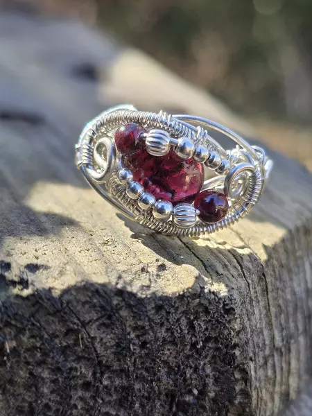 Image de couverture du produit Bague en argent et grenat