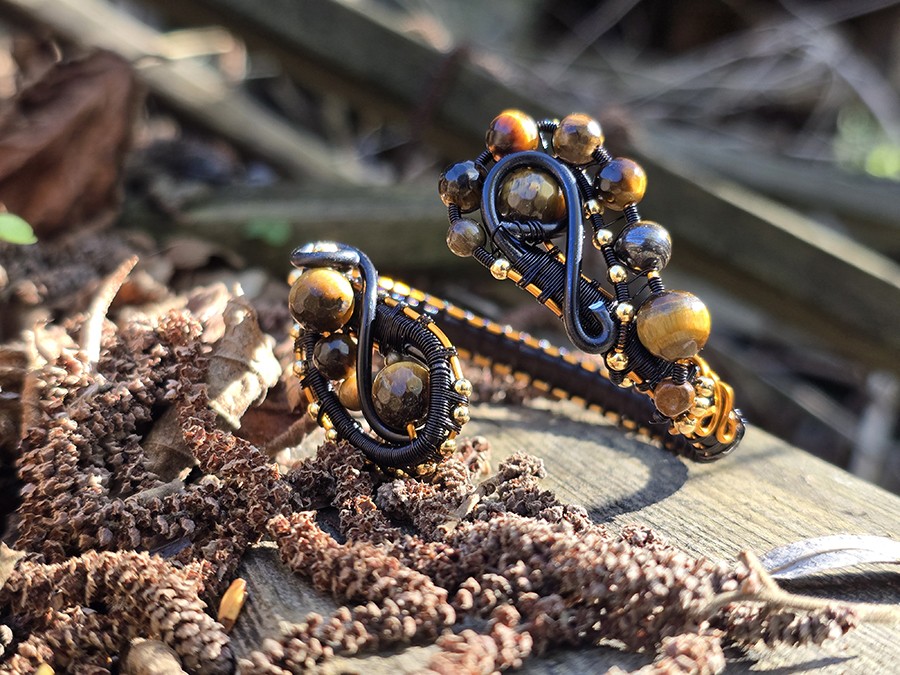 Image d'illustration du produit Bracelet serpent oeil-de-tigre