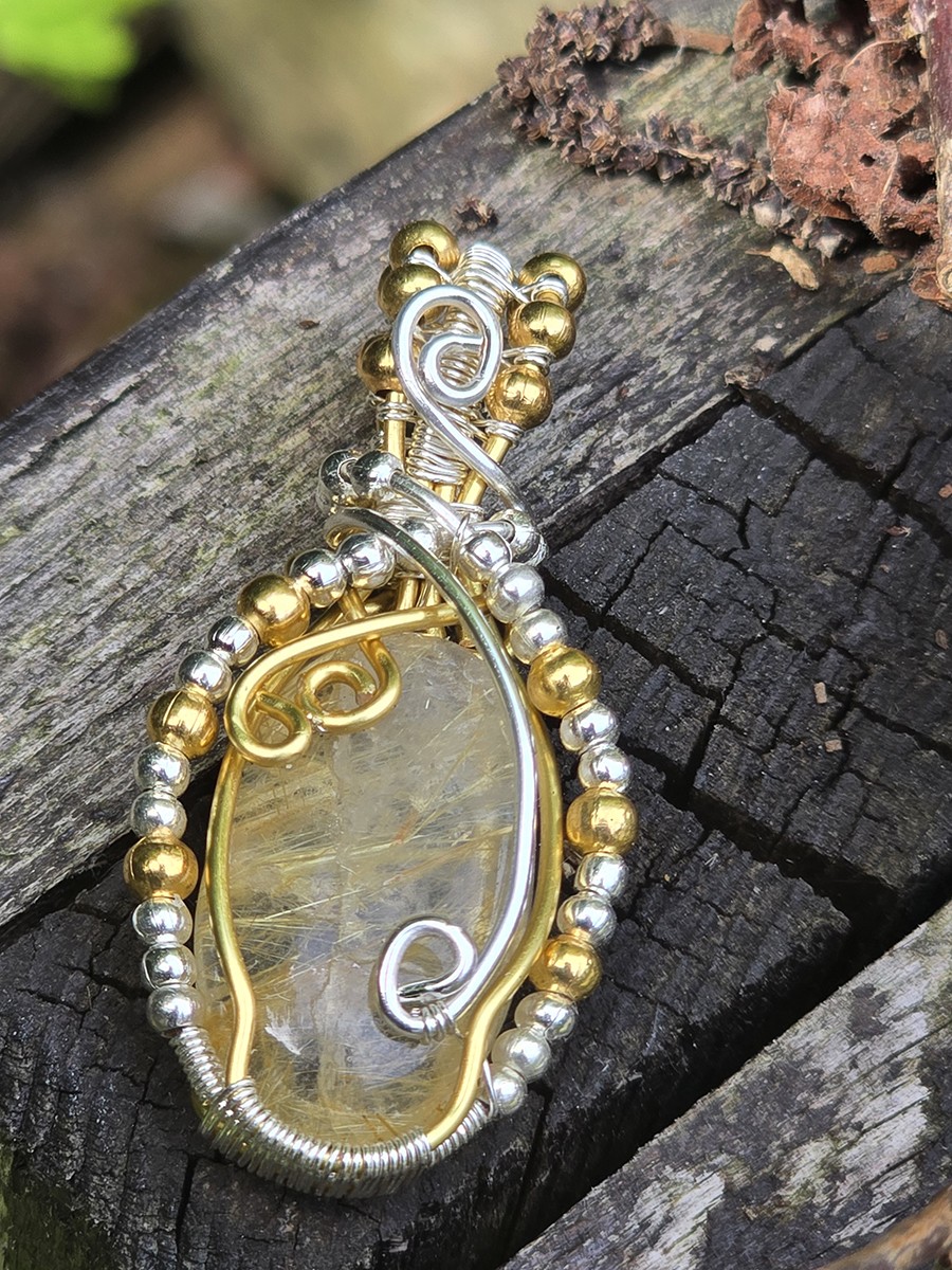 Image d'illustration du produit Pendentif quartz à rutile