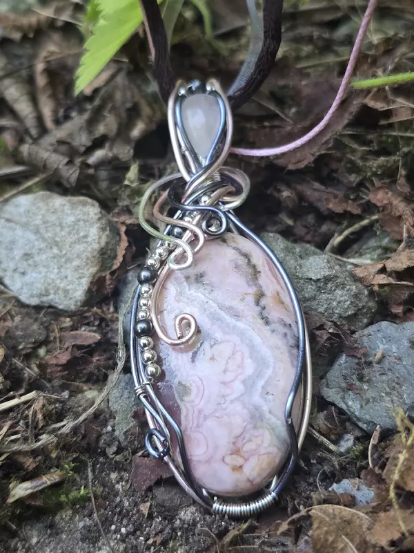 Image d'illustration du produit Pendentif rhodochrosite et quartz rose