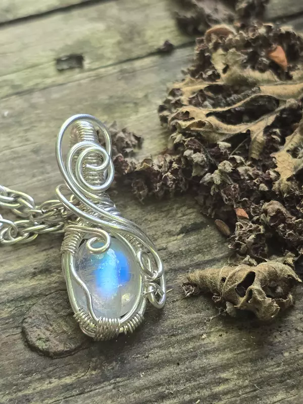 Image d'illustration du produit Pendentif péristérite et argent