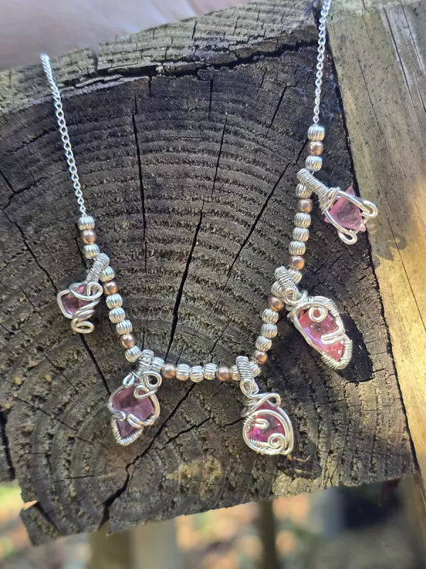 Image d'illustration du produit Collier en argent et petites tourmalines