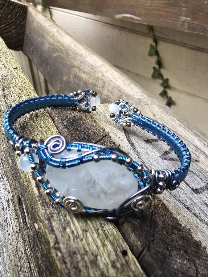 Image d'illustration du produit Bracelet rigide péristérite