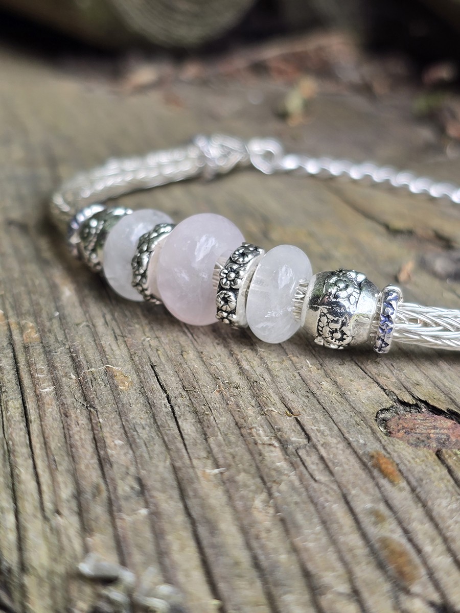 Image d'illustration du produit Bracelet tressé quartz rose et blanc