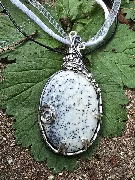 Image de couverture du produit Pendentif agate à dendrites