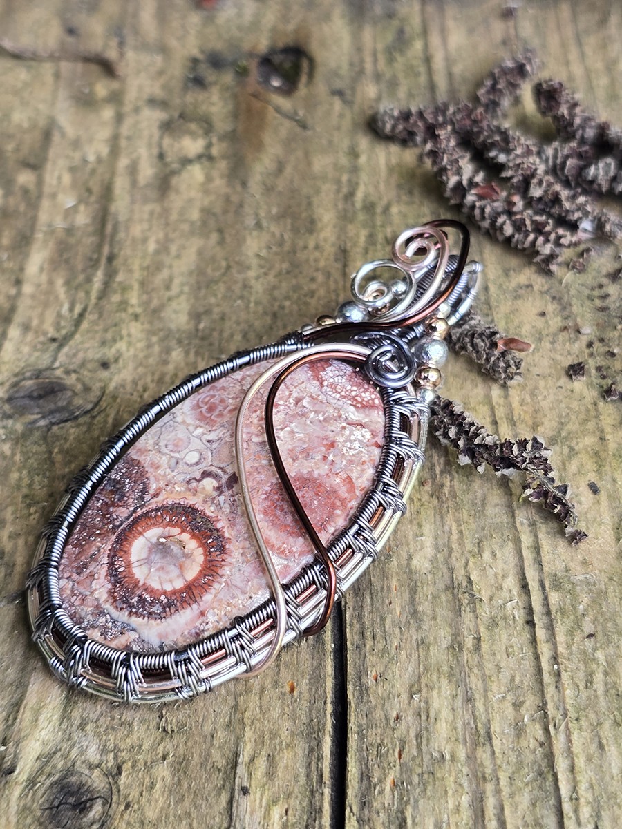 Image d'illustration du produit Pendentif jaspe racine fossile