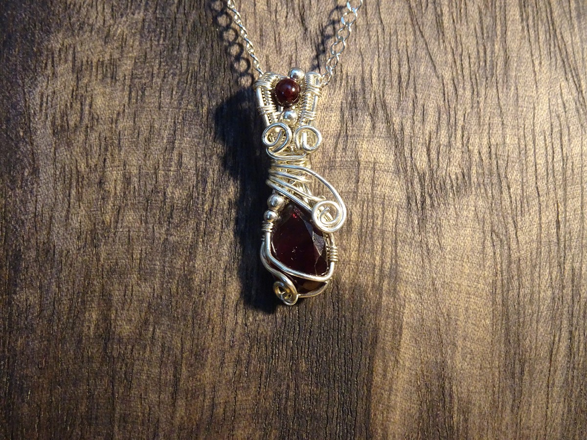 Image de couverture du produit Pendentif grenat