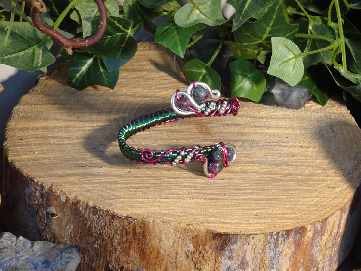 Image d'illustration du produit Bracelet serpent zoisite