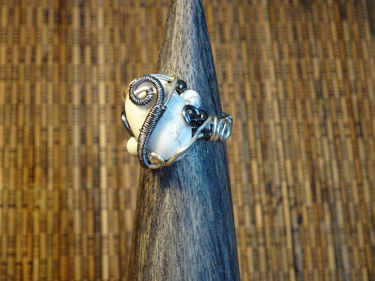 Image d'illustration du produit Bague howlite