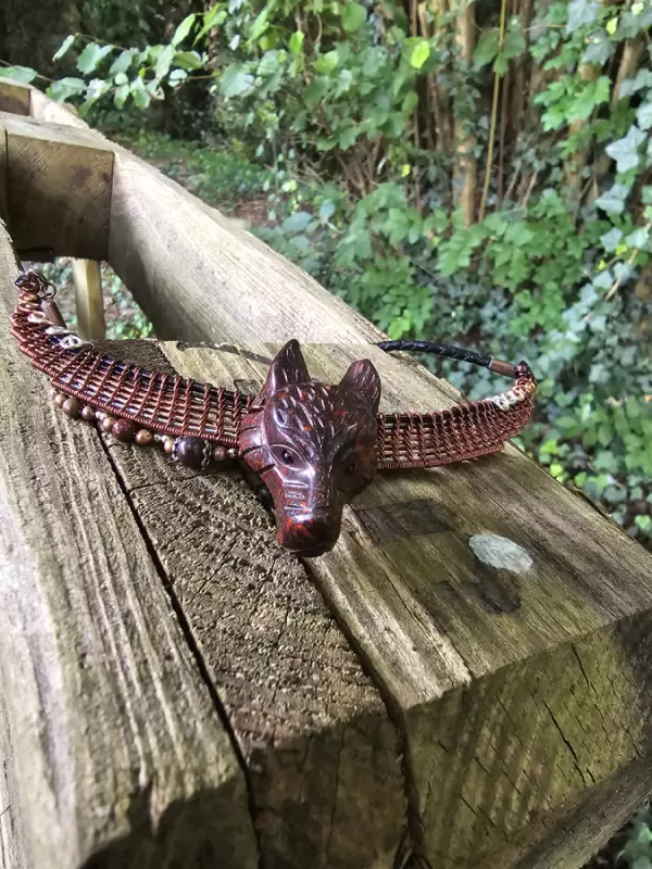 Image d'illustration du produit Collier tête de loup Jaspe poppy