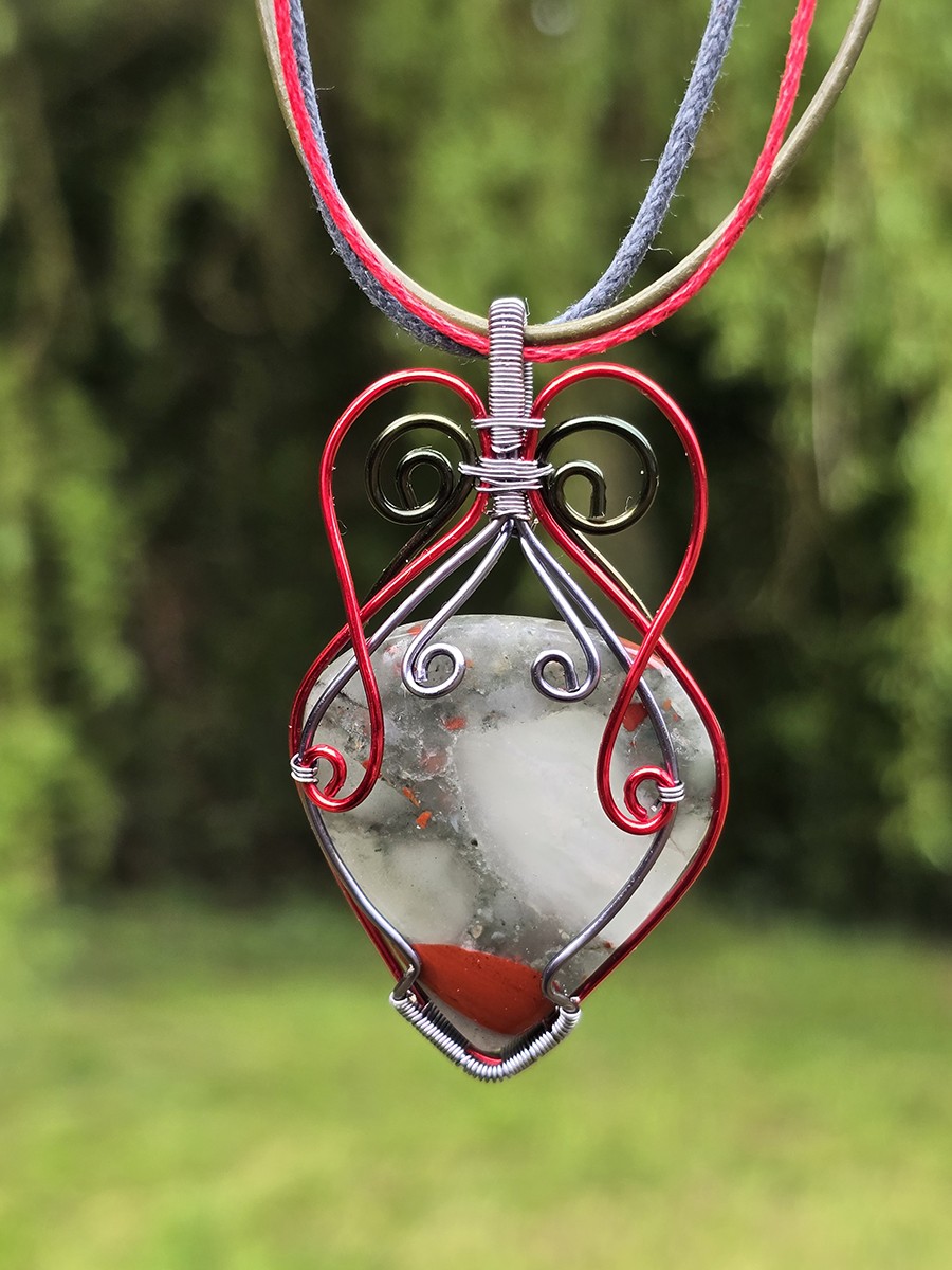Image d'illustration du produit Pendentif agate bloodstone