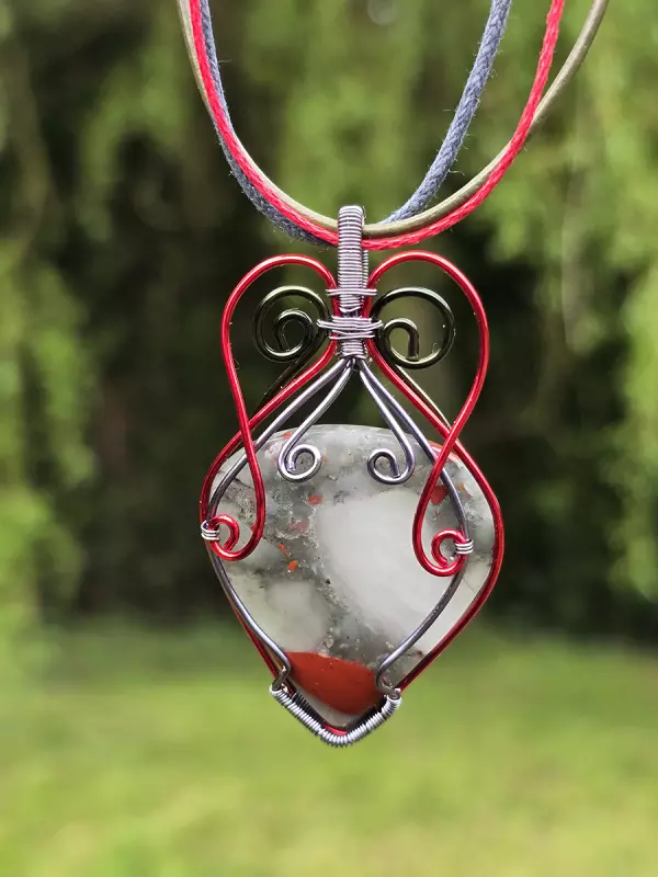 Image d'illustration du produit Pendentif agate bloodstone