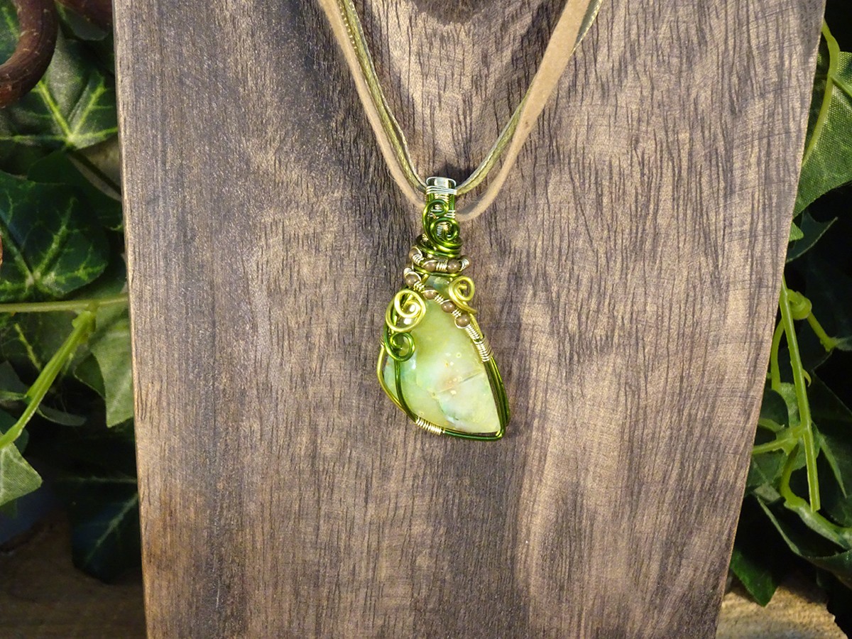 Image de couverture du produit Pendentif opale indonésienne