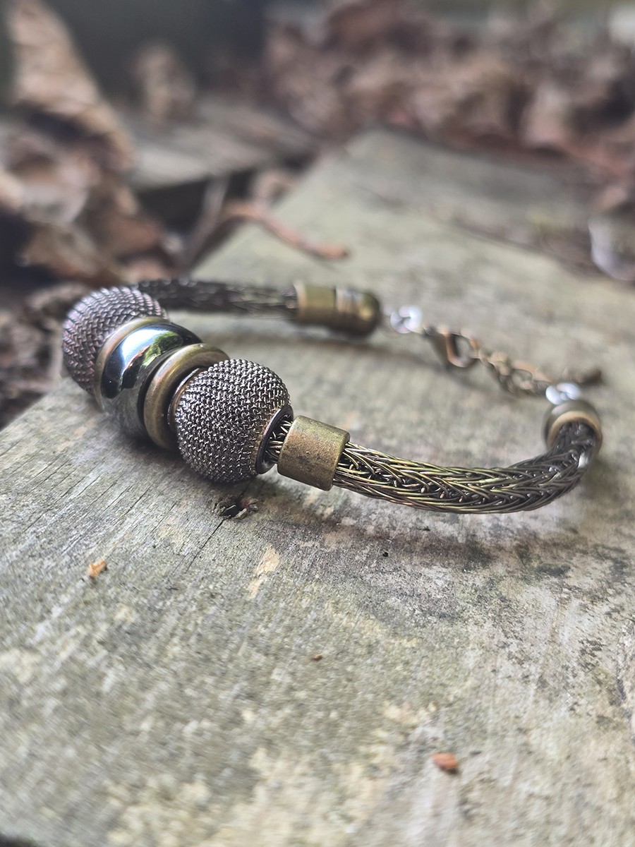 Image d'illustration du produit Bracelet tressé "gunmetal" et hématite