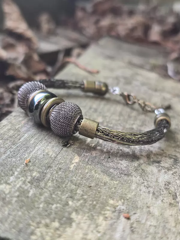 Image d'illustration du produit Bracelet tressé "gunmetal" et hématite