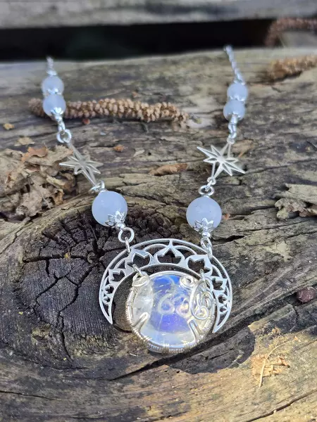 Image de couverture du produit Collier péristérite dans la lune