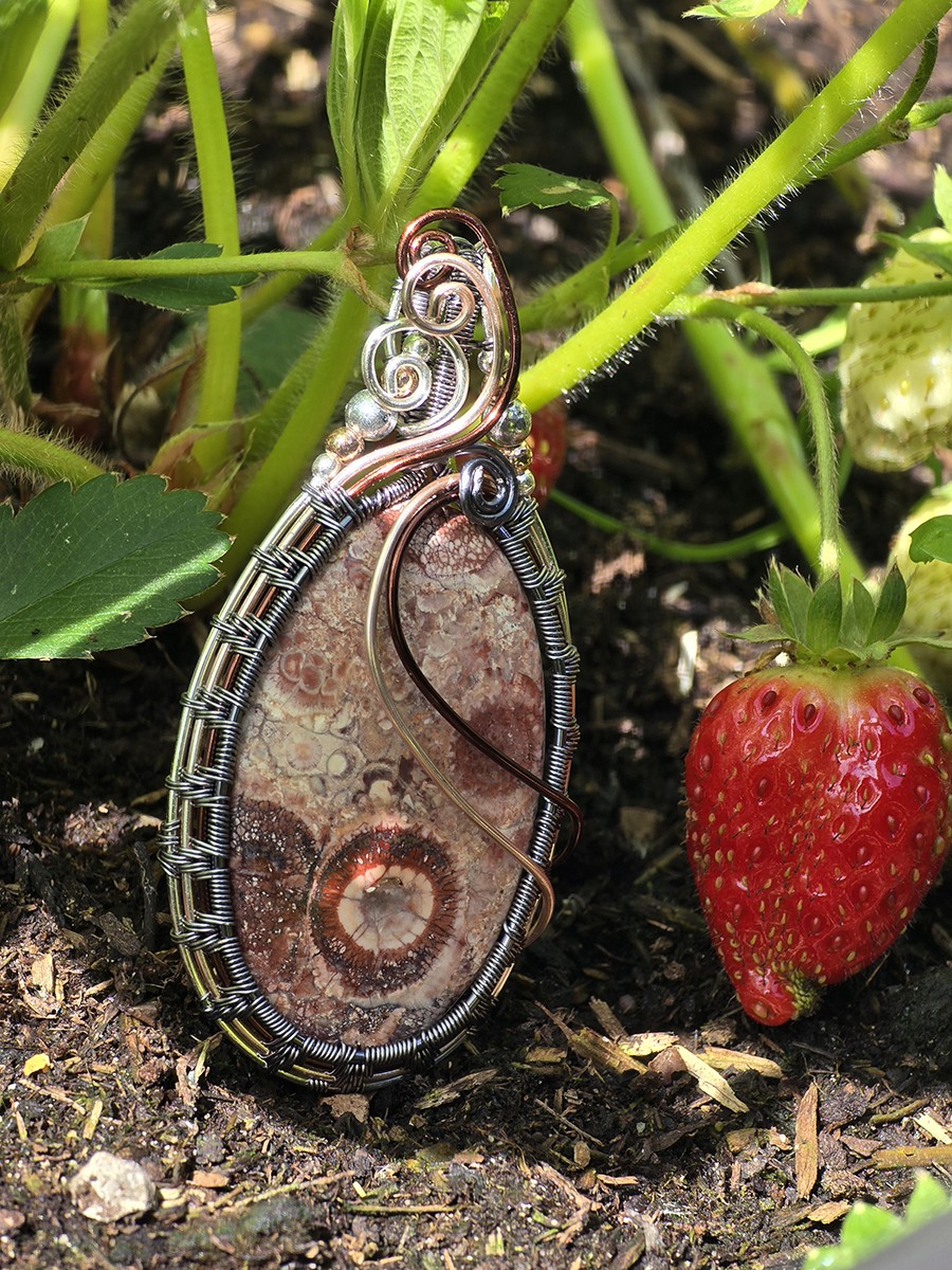 Image d'illustration du produit Pendentif jaspe racine fossile