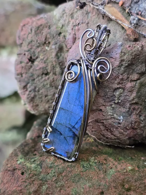 Image d'illustration du produit Pendentif labradorite bleue rectangle