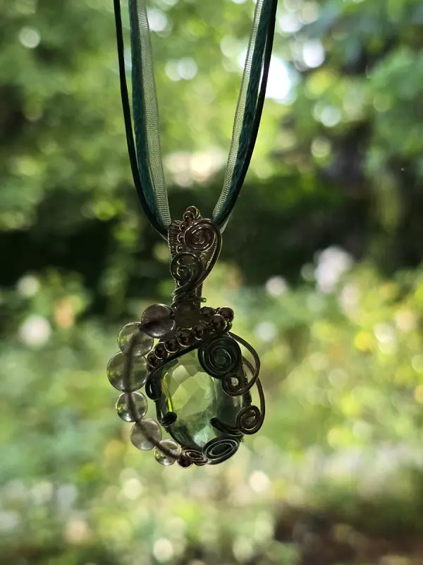 Image d'illustration du produit Collier fluorite taillée