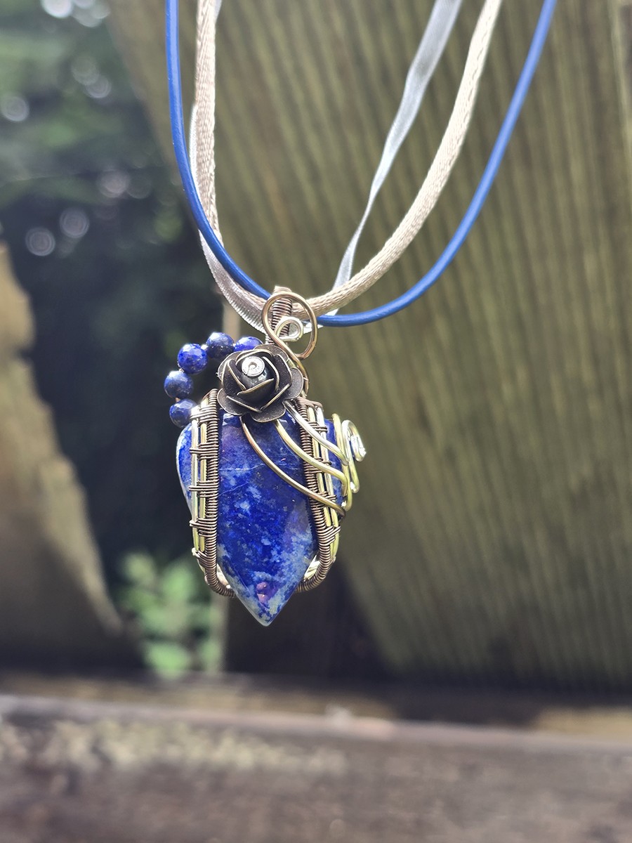 Image de couverture du produit Pendentif lapis lazuli