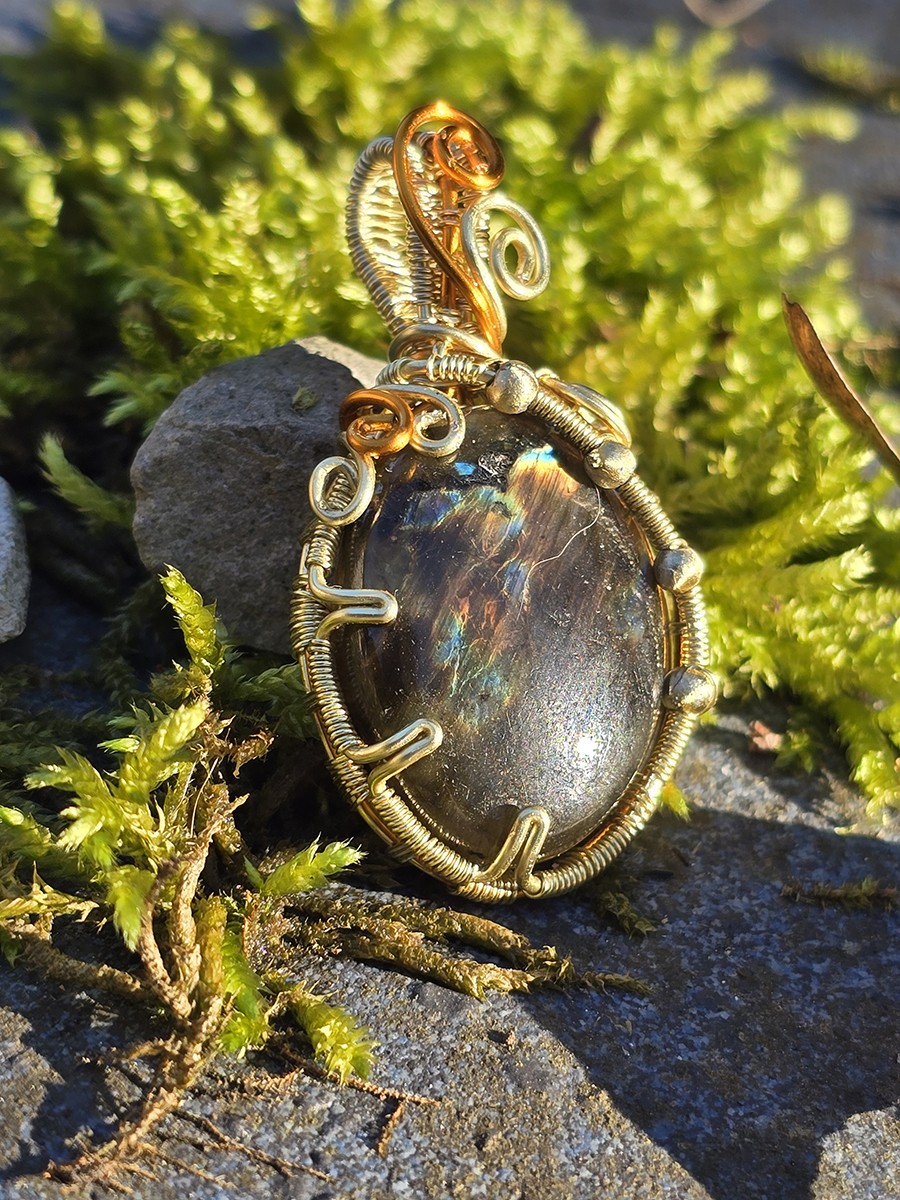 Image d'illustration du produit Pendentif Labradorite orage