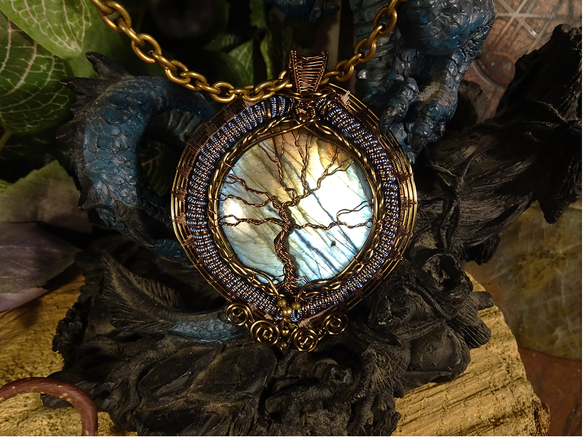 Image de couverture du produit Pendentif médaillon arbre et labradorite