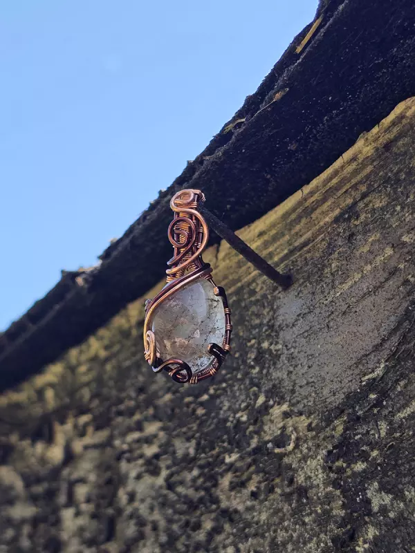 Image d'illustration du produit Pendentif quartz lodolite