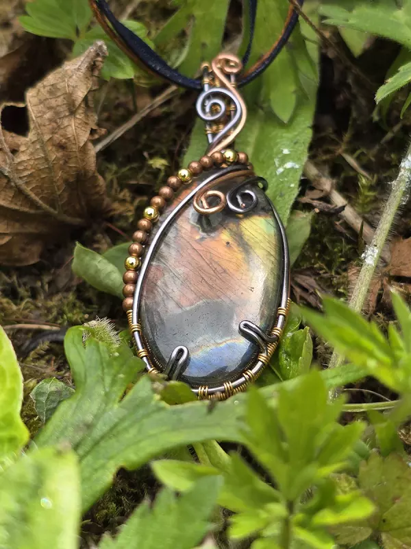 Image d'illustration du produit Pendentif labradorite crépuscule
